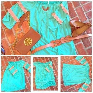 Adorable teal shift dress with mango accents