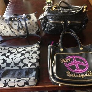 1 Coach, 1 Betsey Johnson, 1 Aldo, 1 Dooney&Burke