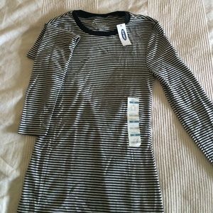 Long sleeve crew neck shirt