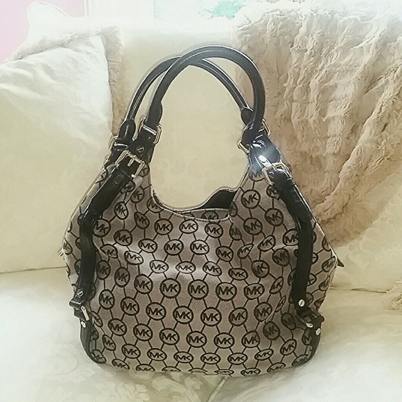 MICHAEL Michael Kors Bedford Hobo