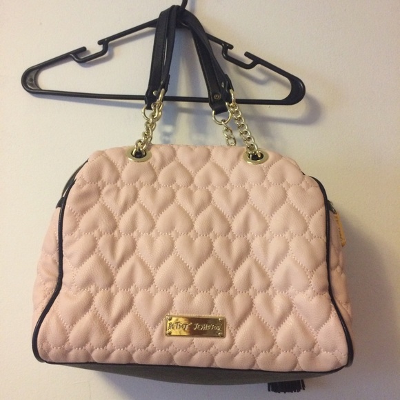 Light pink shoulder bag