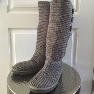 Gray Sweater UGGs