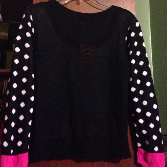 Sweater - Picture 2 of 2