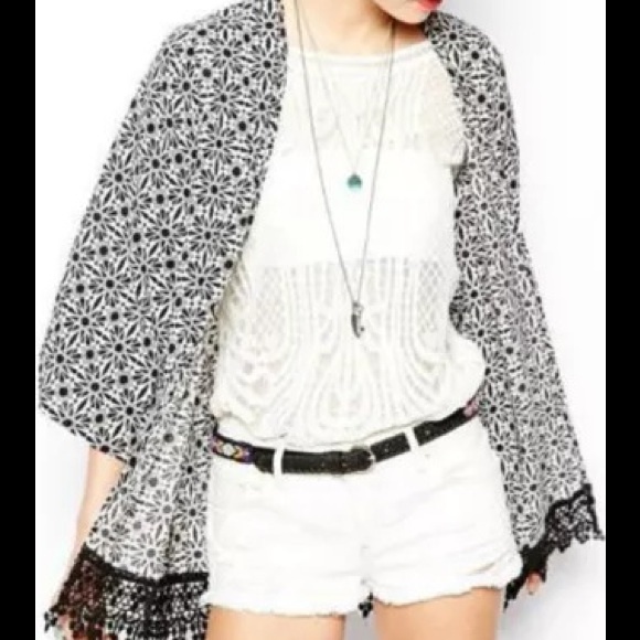 Black and White Kimono Medium