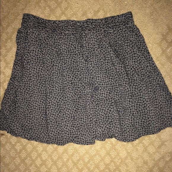 BRANDY MELVILLE luna skirt