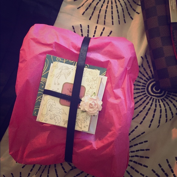 🎀💕Wrapped and sent ENJOY💕🎀