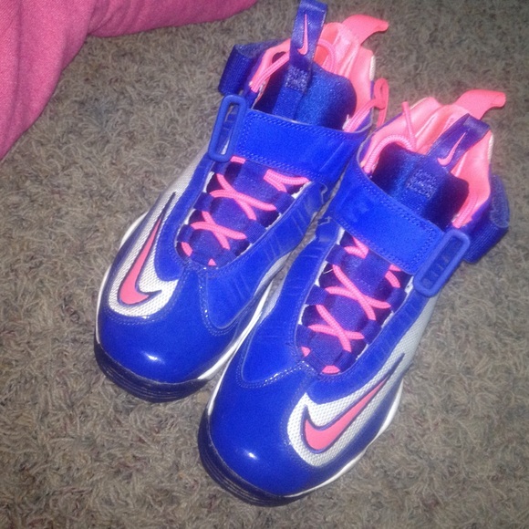 Pink white and blue Ken Griffey