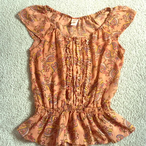 Patterned blouse!