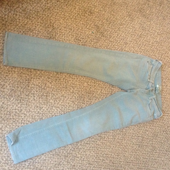 Lucky - Picture 4 of 7