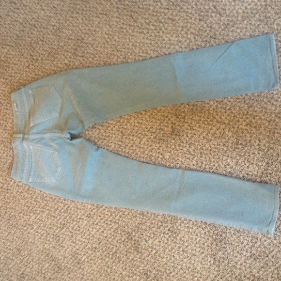 Lucky - Picture 5 of 7