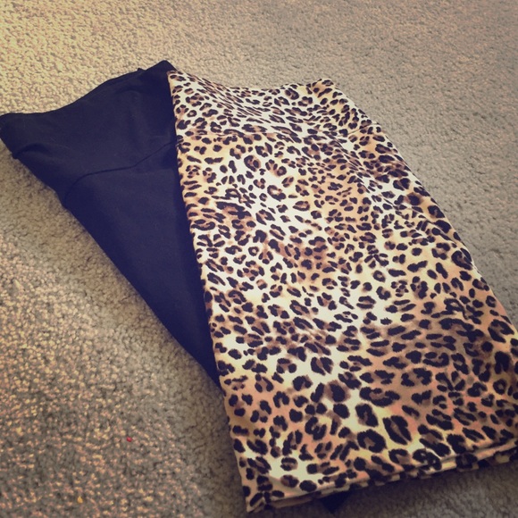 Bundle Black and Cheetah Skirts!