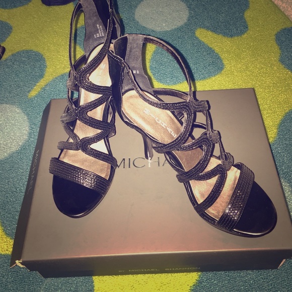 Michael Shannan scrappy black heels