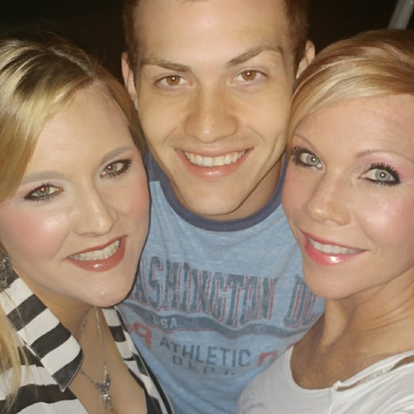 Me, my kiddos, and my twin granddaughters ❤ - Picture 7 of 7