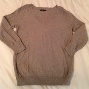 Gap oatmeal scoop neck sweater