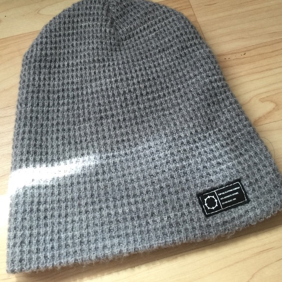Grey beanie