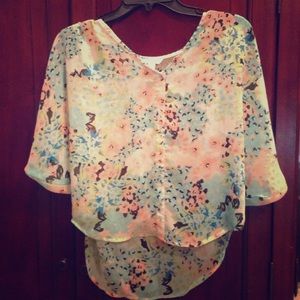 Blouse with flowers