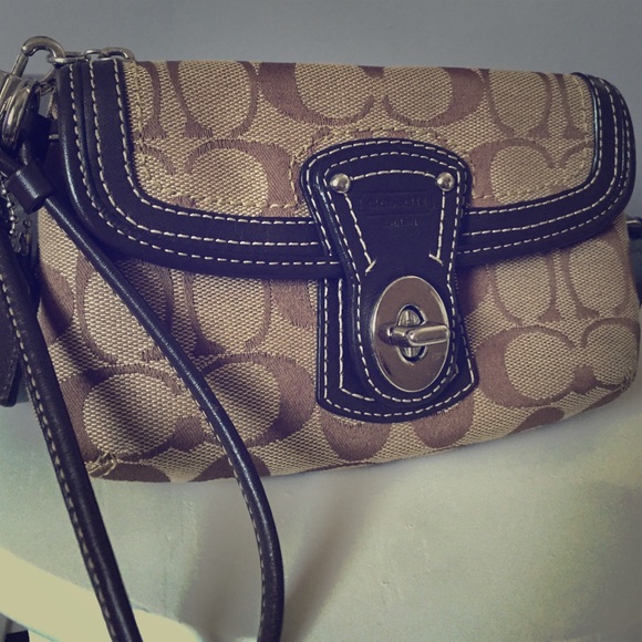 Brown wristlet!