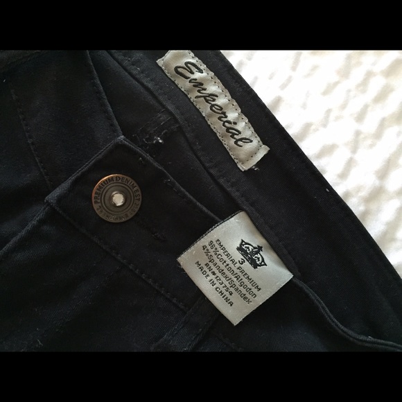 Cute black & white outfit !💕 - Picture 3 of 4