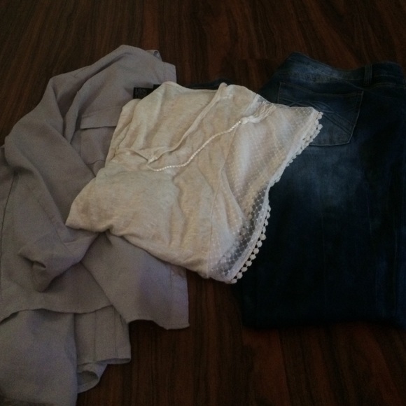 Cinch Top - Picture 2 of 2