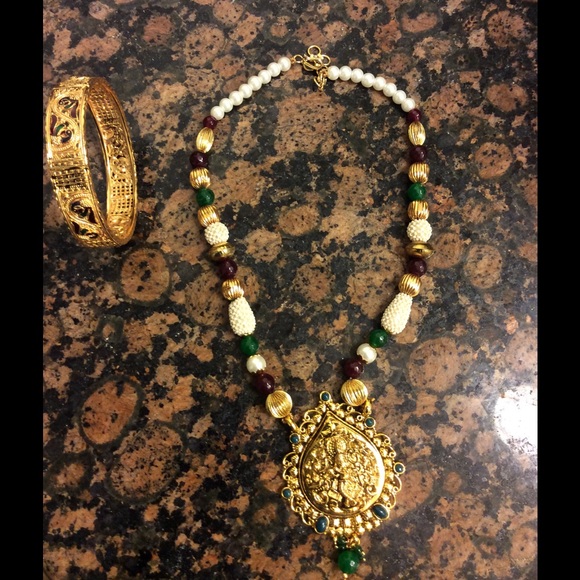 Indian necklace with bracelet - Picture 3 of 3