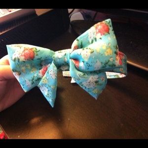 Brand new floral Headband 😍