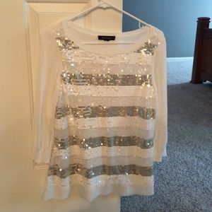 White sequin 3/4 shirt