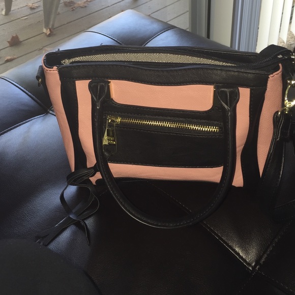 Small Steve Madden purse