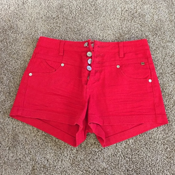 Almost Famous Pants - Hi-rise Shorts