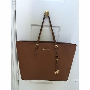 Michael Kors Jet Set Large Travel Tote
