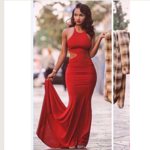 Stunning Celebrity Inspired Red Dress - Picture 2 of 4