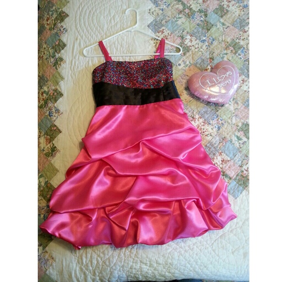 Kid's love? drees - Picture 3 of 4