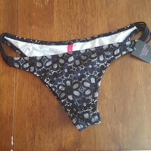 Vs bikini bottoms NWT
