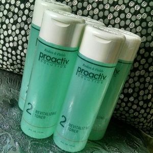 Rodan&Fields Proactiv Solution Revitalizing Toner