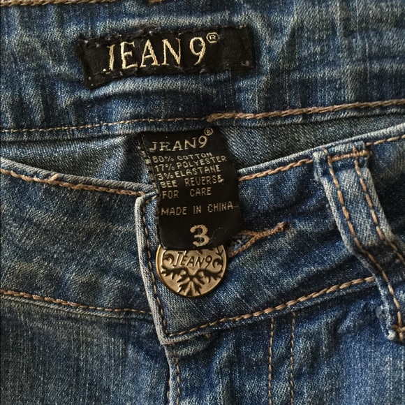 Ripped Jeans💙 - Picture 2 of 4