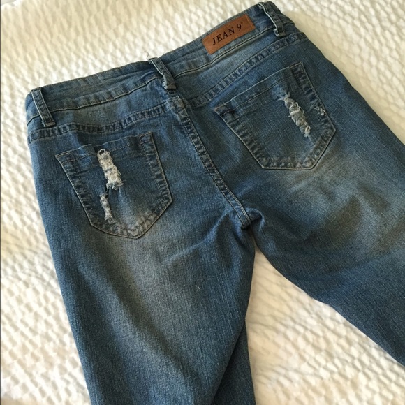 Ripped Jeans💙 - Picture 4 of 4