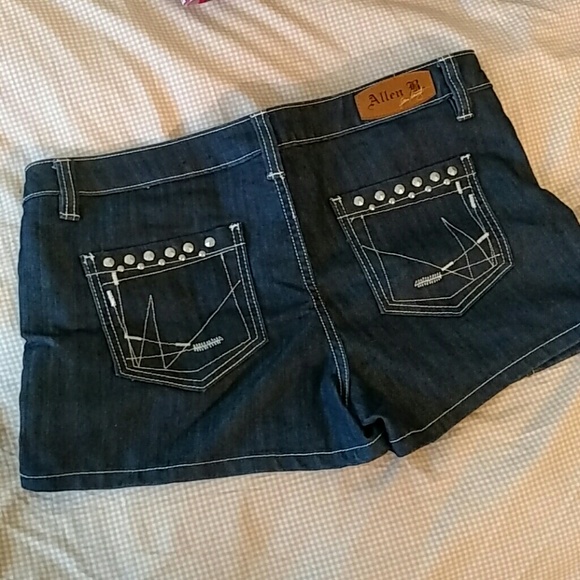🔔SOLD  NWOT Allen B. Studded Denim Shorts - Picture 2 of 4
