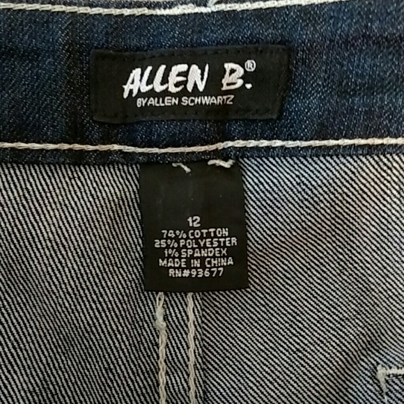 🔔SOLD  NWOT Allen B. Studded Denim Shorts - Picture 3 of 4