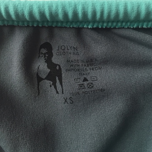 TRADED - Picture 2 of 3