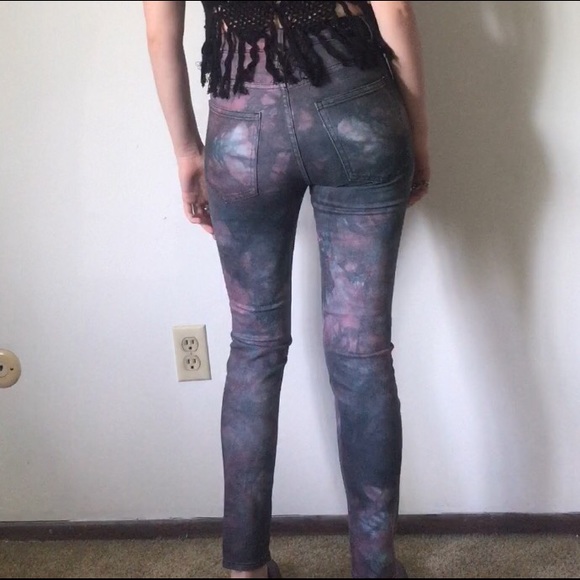 Urban Outfitters Galaxy High-Rise Jean - Picture 5 of 7