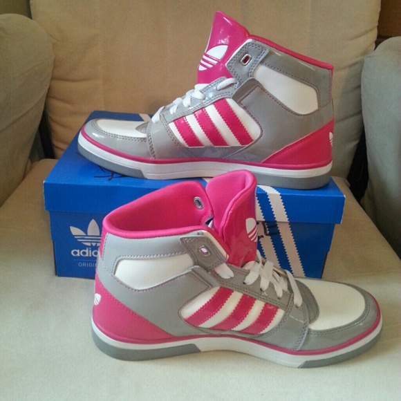 Adidas ? - Picture 3 of 4