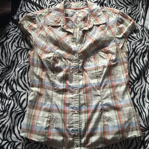 Tommy Hilfiger plaid button down shirt