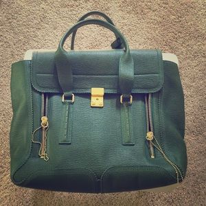 First gen Large Pashli in Jade, gold zipper