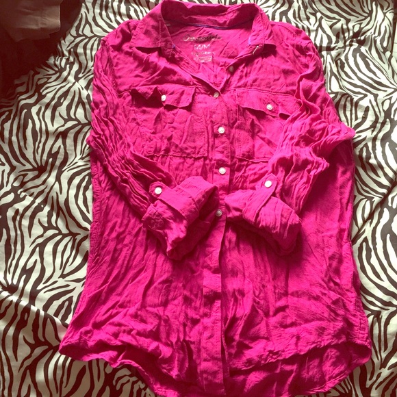 Aeropostale super-soft button down shirt