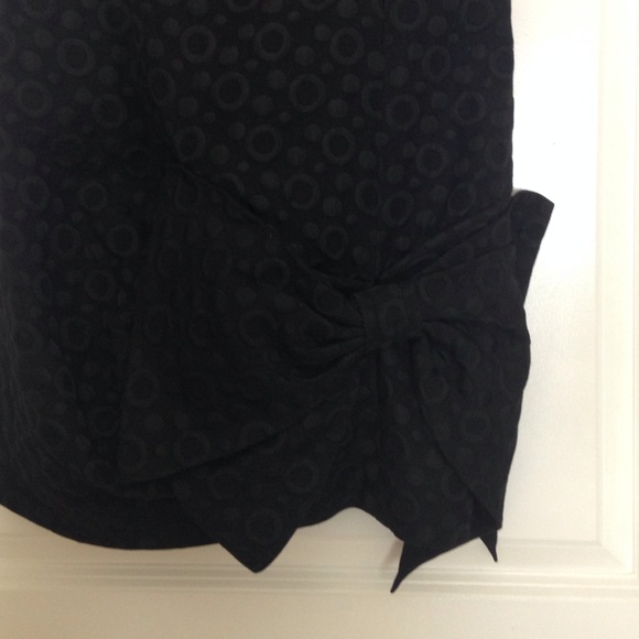 BCBG Max Azria black dress with bow - Picture 3 of 3