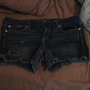 Bundled ae jean shorts and hot pink blouse