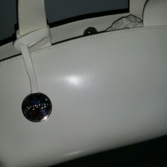 Handbag - Picture 3 of 3