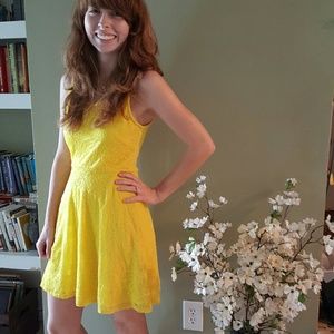 Little yellow dress