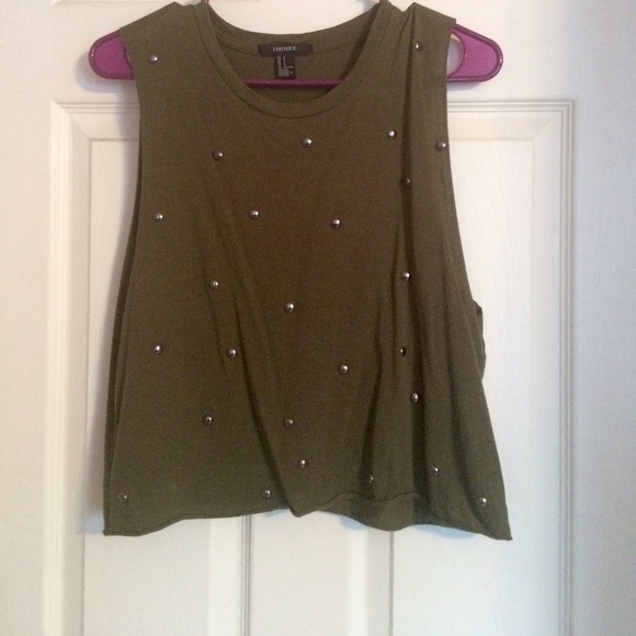 Forever 21 Army Tank