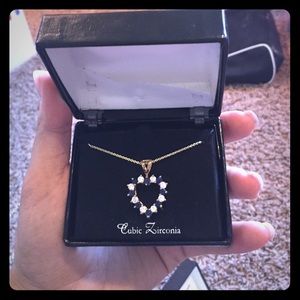 NWT cubic zirconia necklace