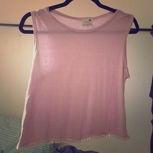 LA heart light pink shirt and white details